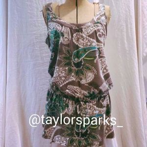 Crossed back tank top with peacock print!