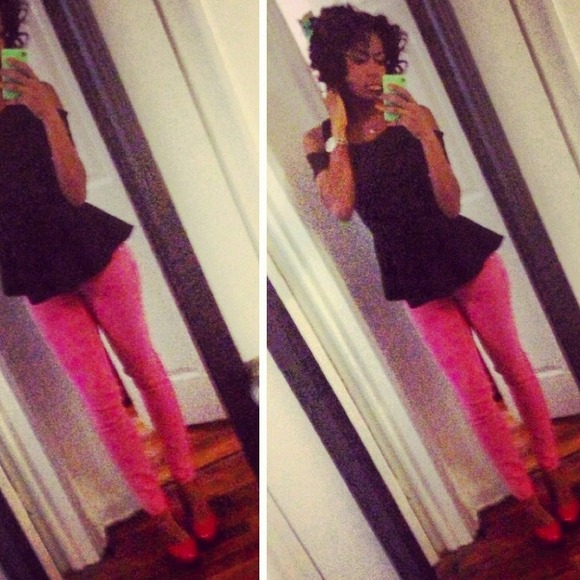 Pink acid washed Guess jeans