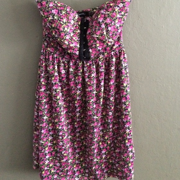 Strapless sweetheart neckline floral dress