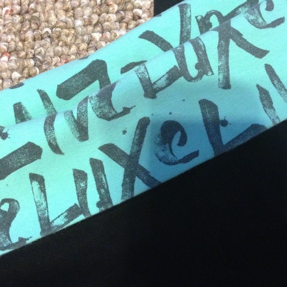 Victoria's Secret Yoga Pants LONG LENGTH - Picture 2 of 4