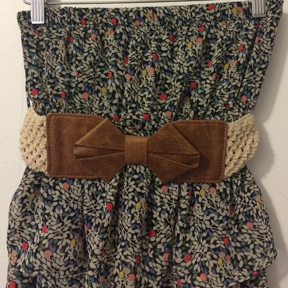 🚫SOLD IN BUNDLE - Picture 2 of 3