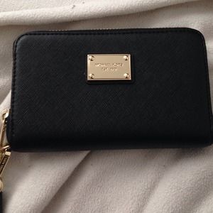 RESERVED!!!!Authentic Michael Kors Wristlet/Wallet