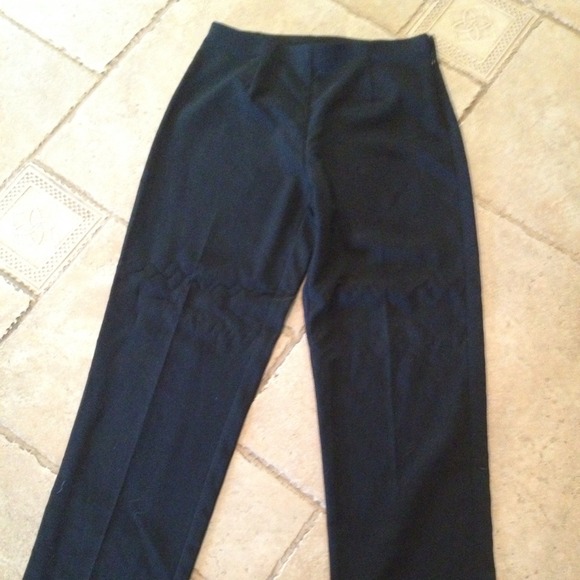 2/ Size 6 Limited Stretch black pants - Picture 1 of 2