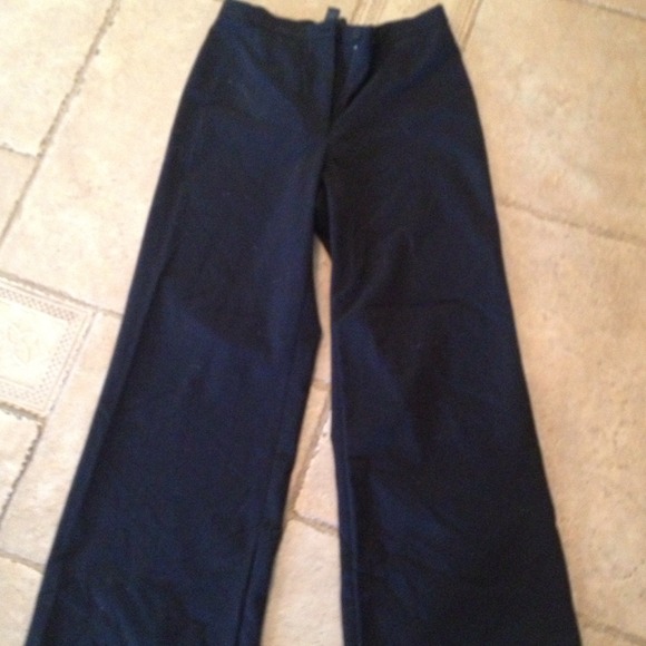 2/ Size 6 Limited Stretch black pants - Picture 2 of 2