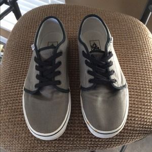 Vans mens size 9
