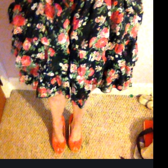 Strapless Frilly Dress - Picture 2 of 3