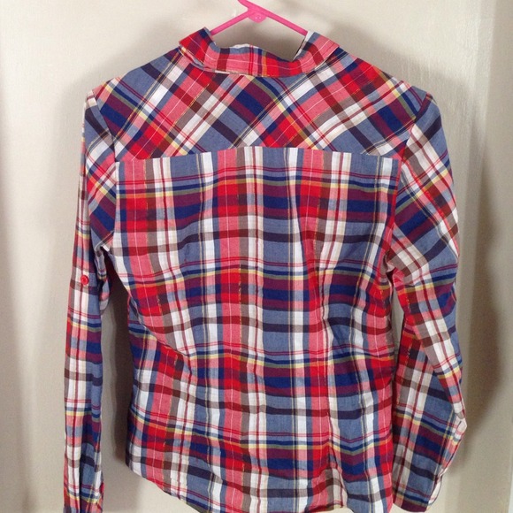 🌸 Button-up Blouse 🌸 - Picture 4 of 4