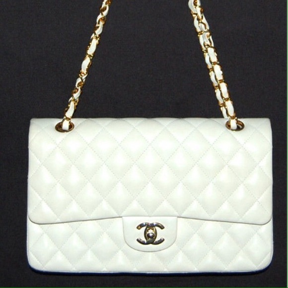 ⛔️SOLD⛔️ Authentic Chanel double flap lambskin