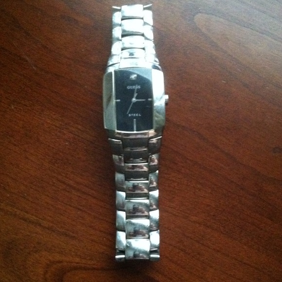 Guess watch - Picture 3 of 3