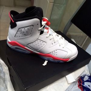 SOLD❌❌❌❌❌🔴Reduced🔴 Jordan Infrared 6s