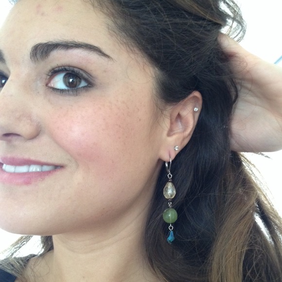 BP Blue/Green Beaded Dangles! - Picture 4 of 4