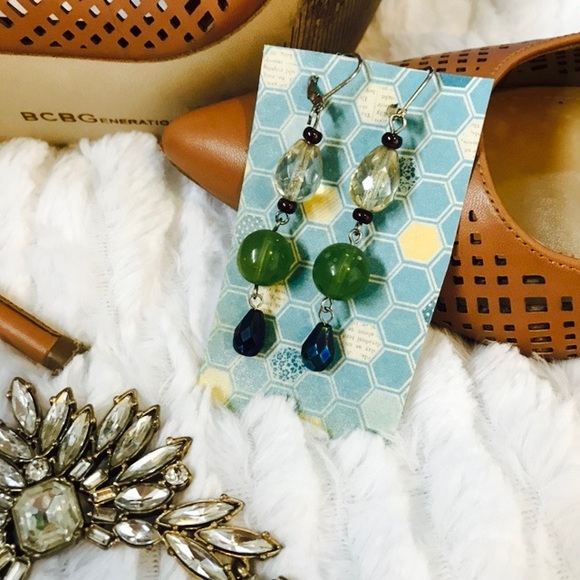 BP Blue/Green Beaded Dangles! - Picture 3 of 4