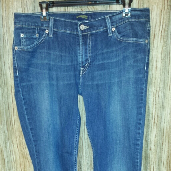 Levis Jeans