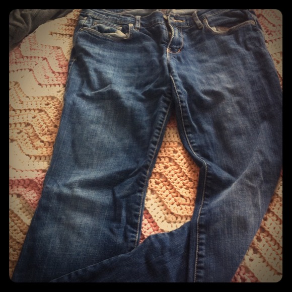 6R. Perfect Stretch. Abercrombie & Fitch jeans. - Picture 1 of 4