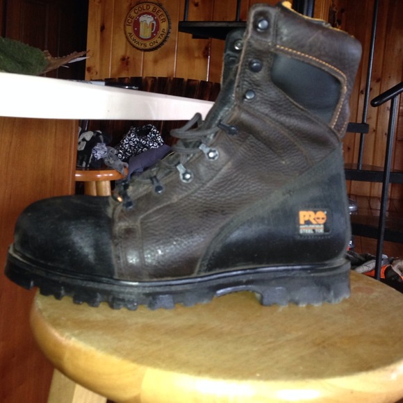 Men's steel toe work boot.  Only worn once.