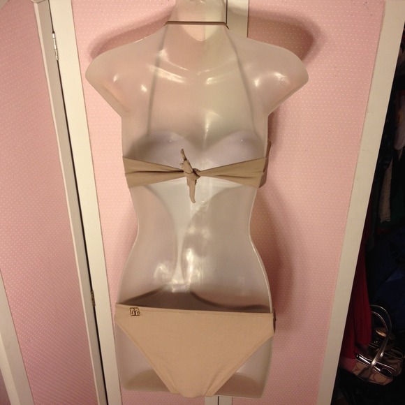 diNeila Brazil Sequin Cutout One Piece Monokini. - Picture 4 of 4