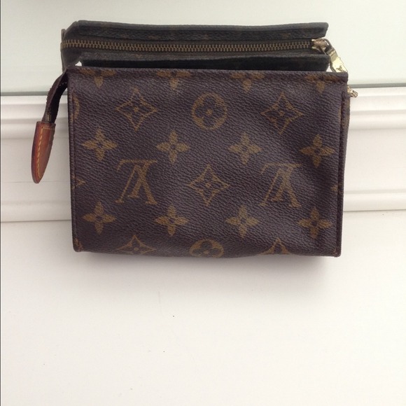 Authentic Louis Vuitton make-up bag. No trades