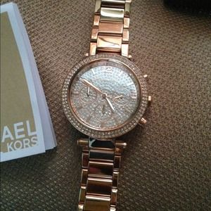 Black Friday Sale🙀 authentic Michael Kors watch