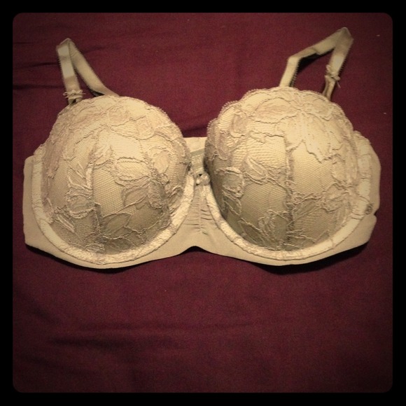 Victoria's Secret balconet push up size 34D