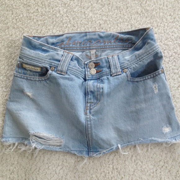 Abercrombie distressed jeans skirt