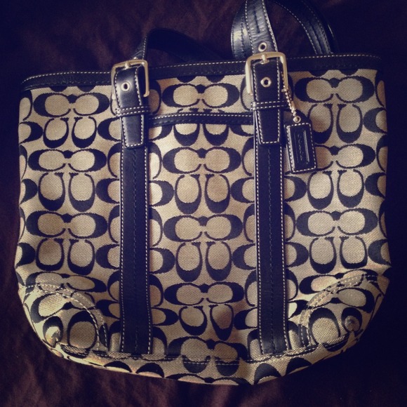 Coach Bags Genuine Coach F2645 Tote Preowned Poshmark