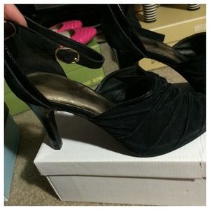 Mark -walk this way heel