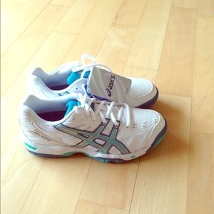 Brand new Asics tennis shoes size 7.5