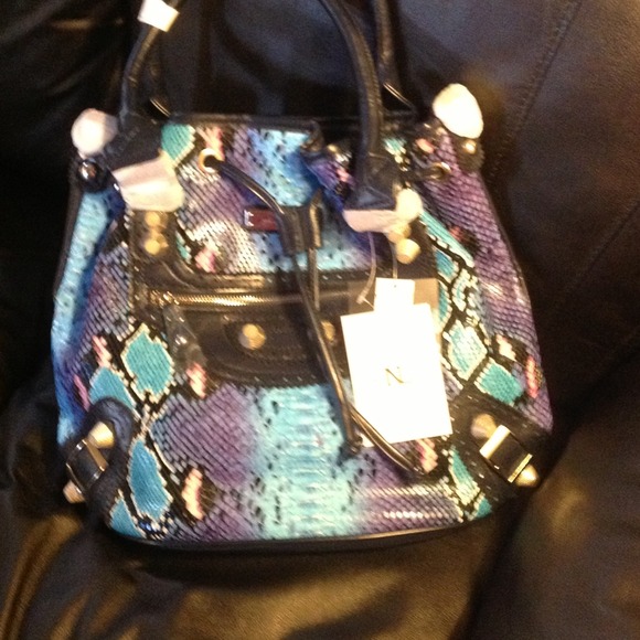 SOLD/ SEE ⬇️⬇️⬇️ NWT. Nicole Lee Snake Bag - Picture 4 of 4