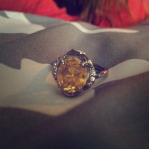 Adorable cocktail ring