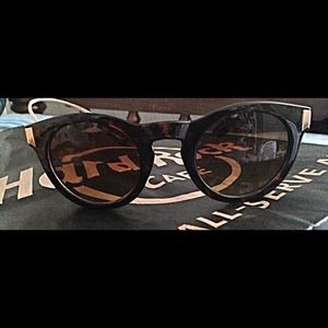 ⚡️NWOT⚡️Brown Leopard Print Shades😎