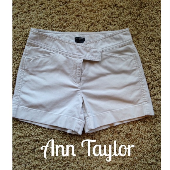 Ann Taylor Signature shorts