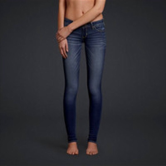 Hollister Super Skinny Jeans