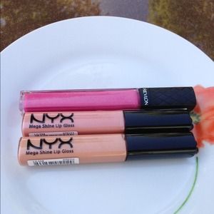 💄*3 NEW Lip Glosses from NYX and Revlon*💄💋👄