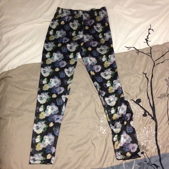 Floral leggings
