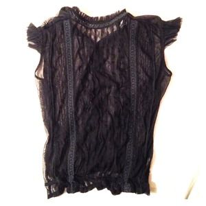 Beautiful vintage detailed laced black top