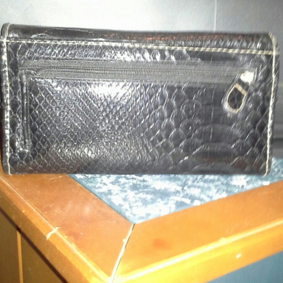 Wallet - Picture 2 of 3