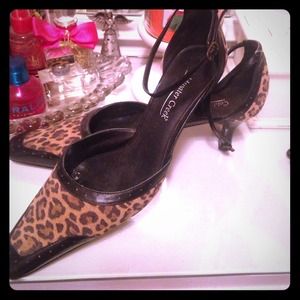 Coldwater Creek leopard print heels