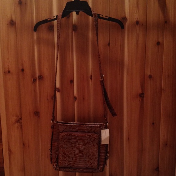 💢💢SOLD💢💢Coldwater Creek Sophie Crocodile bag. - Picture 3 of 4