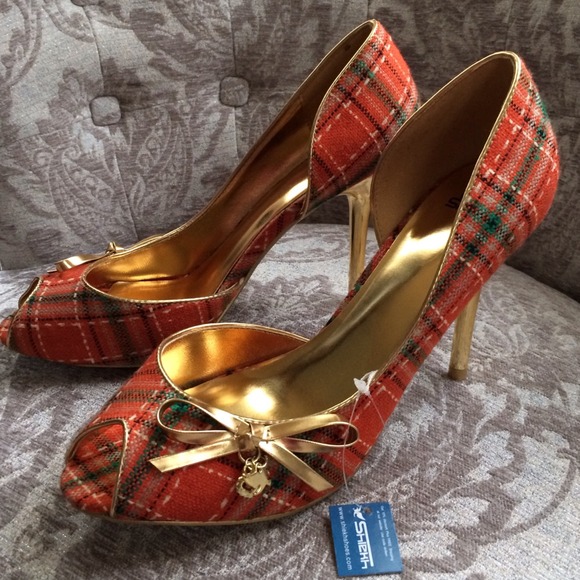 Orange plaid heels