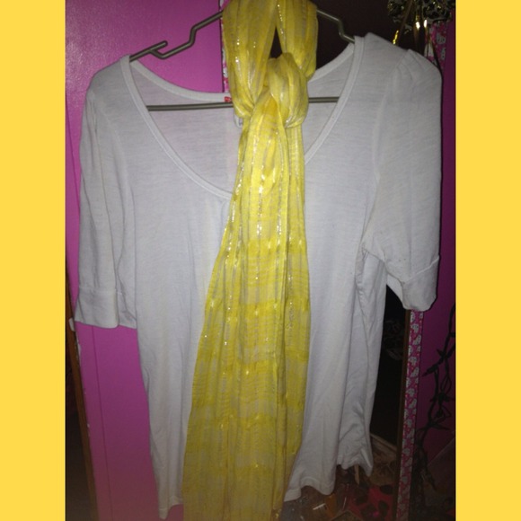 White scoop neck with yellow scarf