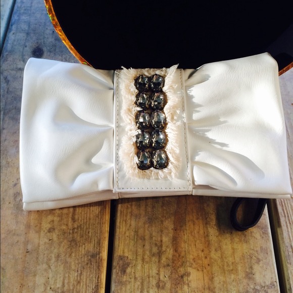 Embellished clutch