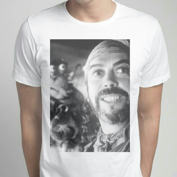 Twiggy Knox Designs Graphic T Shirt