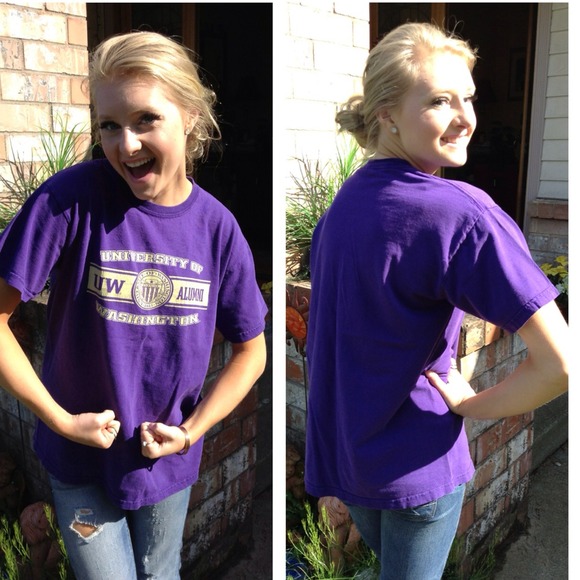 U-DUB ALUMNI TEE - Picture 2 of 2