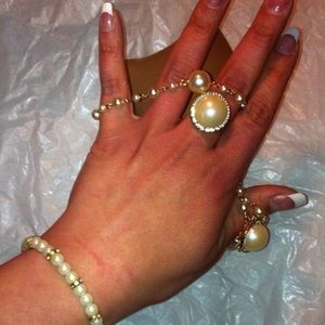 Pearl necklace ring bracelet Set