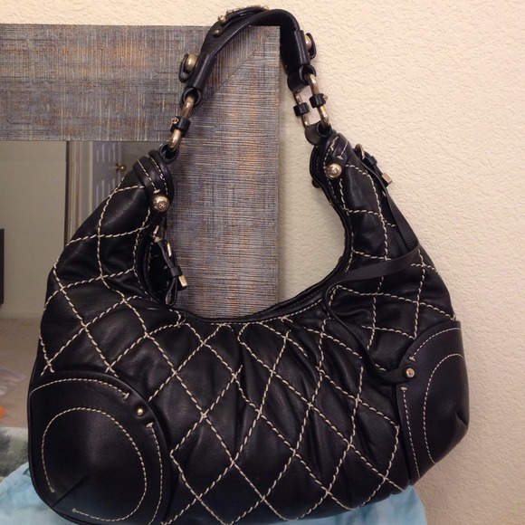 SOLD to a friend!! Juicy quilted leather hobo!