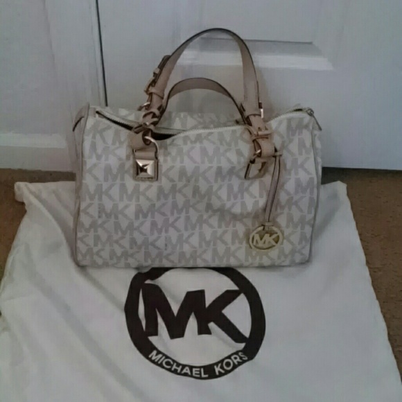 Michael Kors Grayson Leather Monogram bag