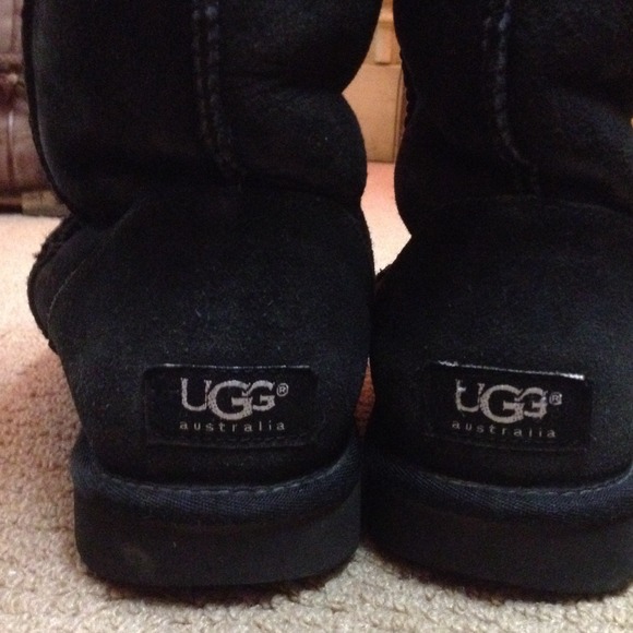 Classic tall black UGGs size 7