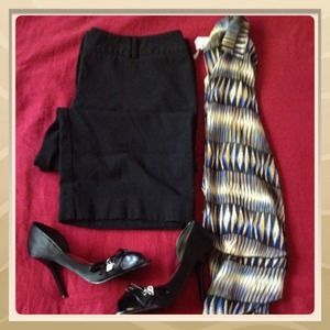 Buy 1, Get 1 half off 🌟 Capri/Crop pants