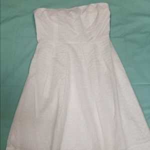 J crew white short strapless dress! Perfect summer