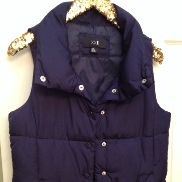 SOLD Blue puffy vest